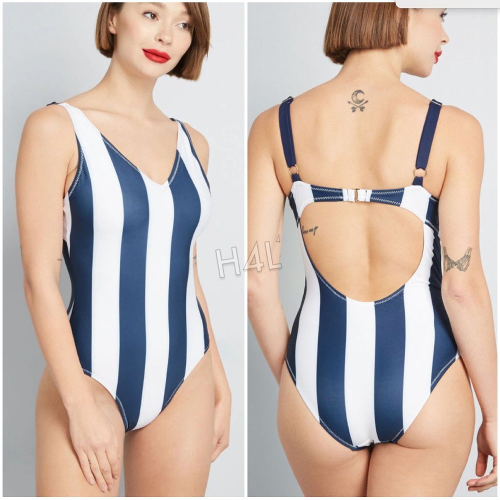 NWT ModCloth Vintage Retro Striped Swimsuit